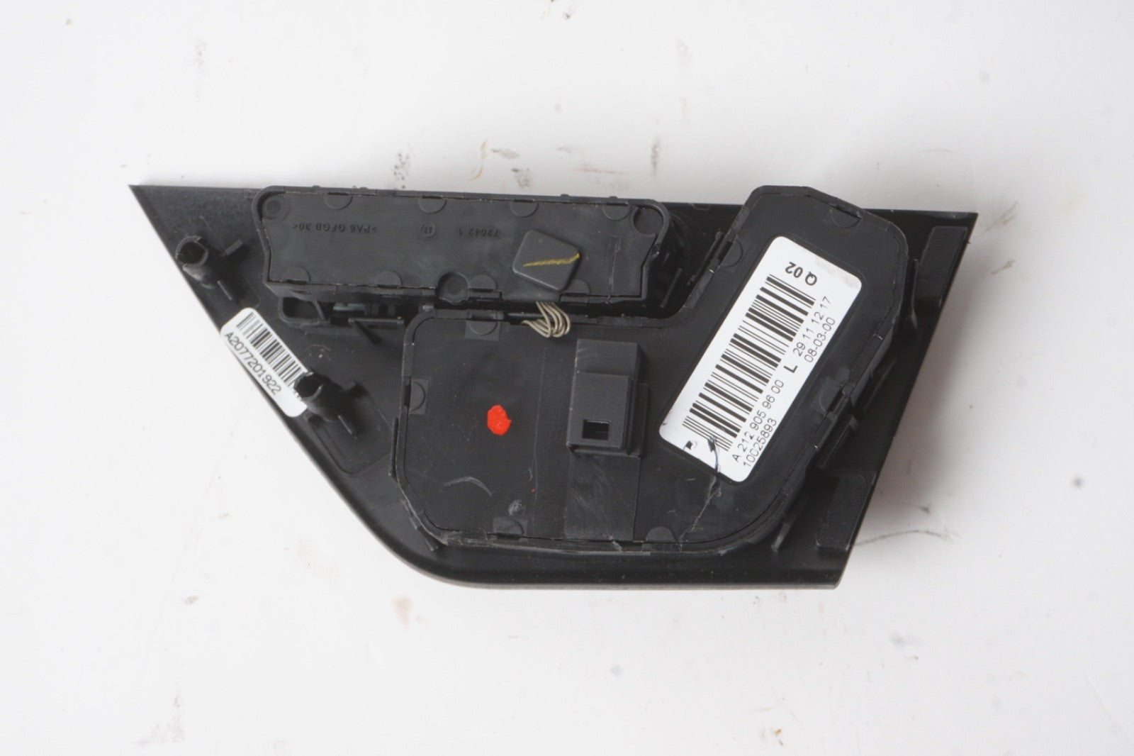 2008 - 2014 Mercedes W204 C250 Front Left Control Switch Button OEM