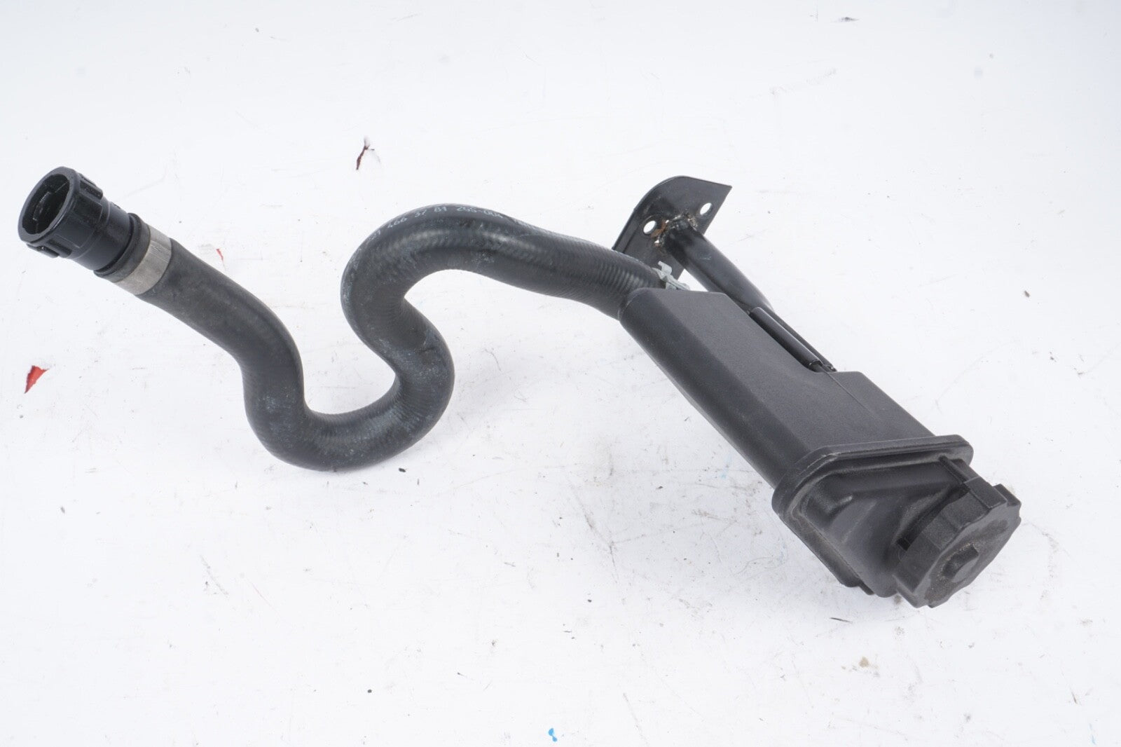 10-14 Mercedes W221 S550 CL550 Power Steering Fluid Reservoir 2214660302 OEM