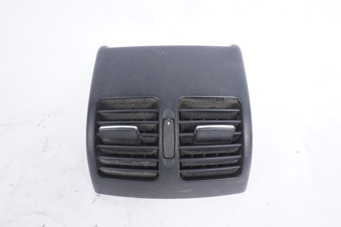 08-14 Mercedes C300 C350 W204 Rear Center Console AC Air Vent Trim  OEM