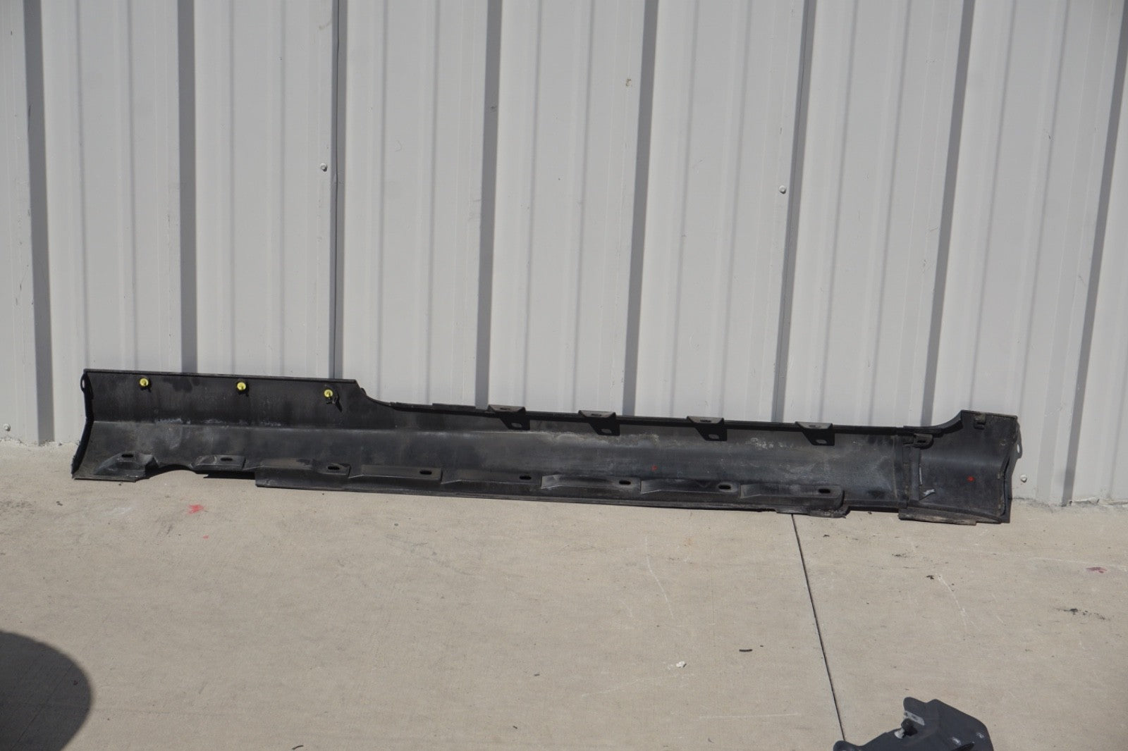 2006 - 2013 VOLVO C70 2DR CONVERTIBLE LEFT DRIVER SIDE ROCKER PANEL SKIRT OEM