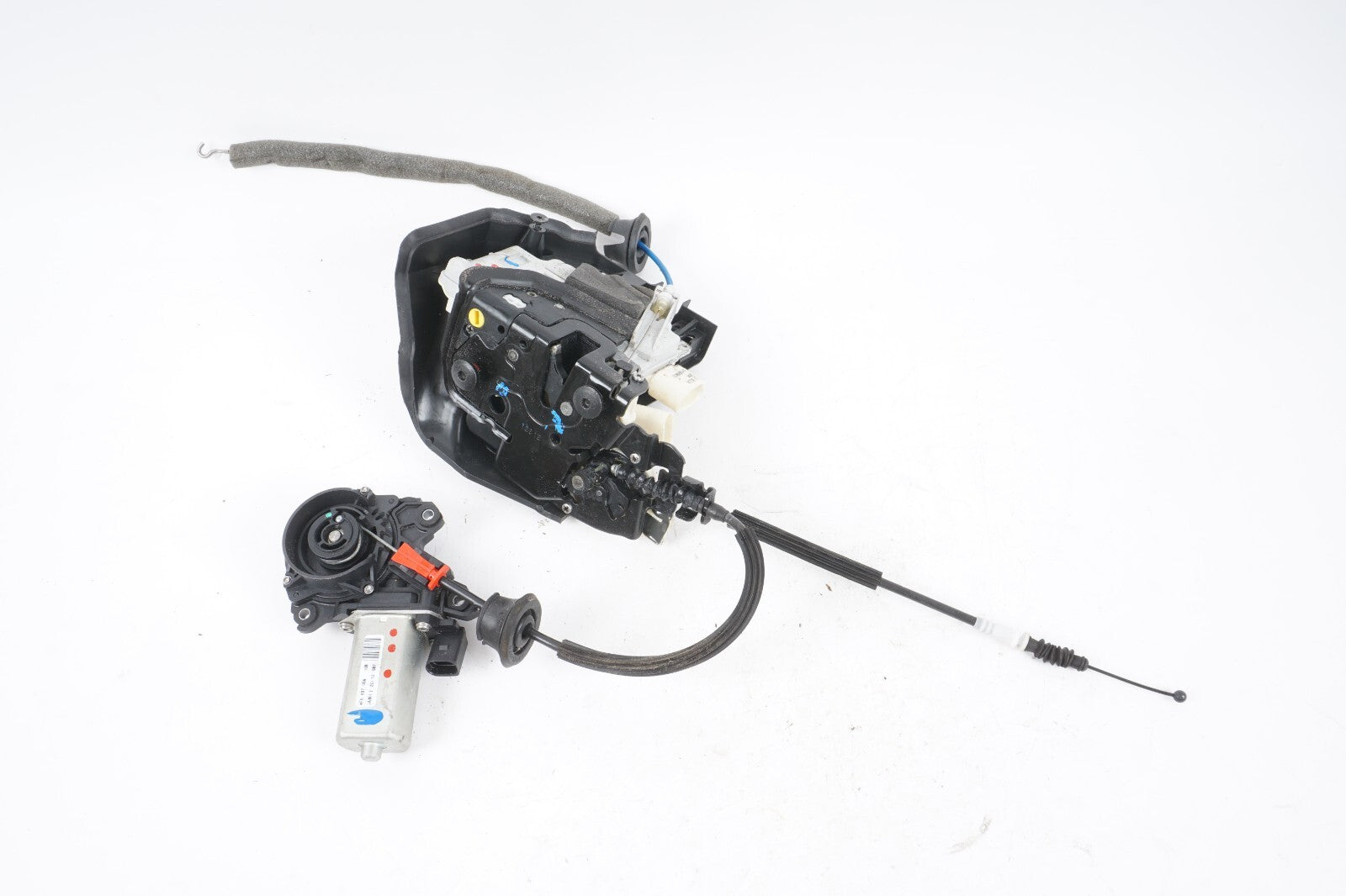 11-17 AUDI A8L REAR LEFT DRIVER SIDE DOOR LOCK ACTUATOR & ASSIST MOTOR OEM