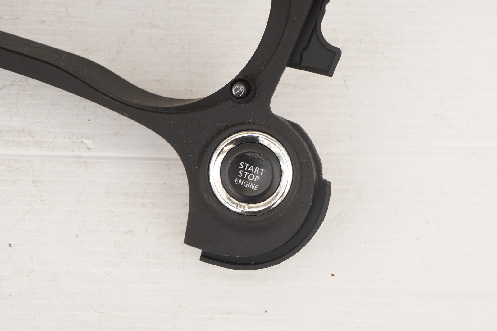 2014 - 2020 MITSUBISHI OUTLANDER SPEEDOMETER BEZEL COVER 8060A168 OEM