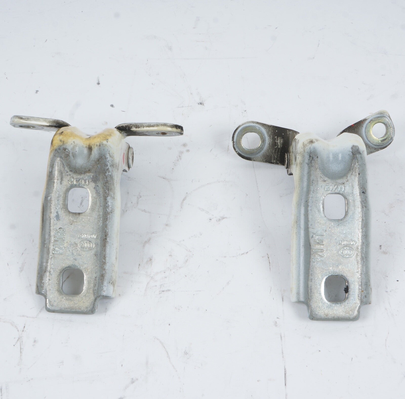 2020-2023 Cadillac CT4 Front Left Door Upper & Lower Hinge Set OEM