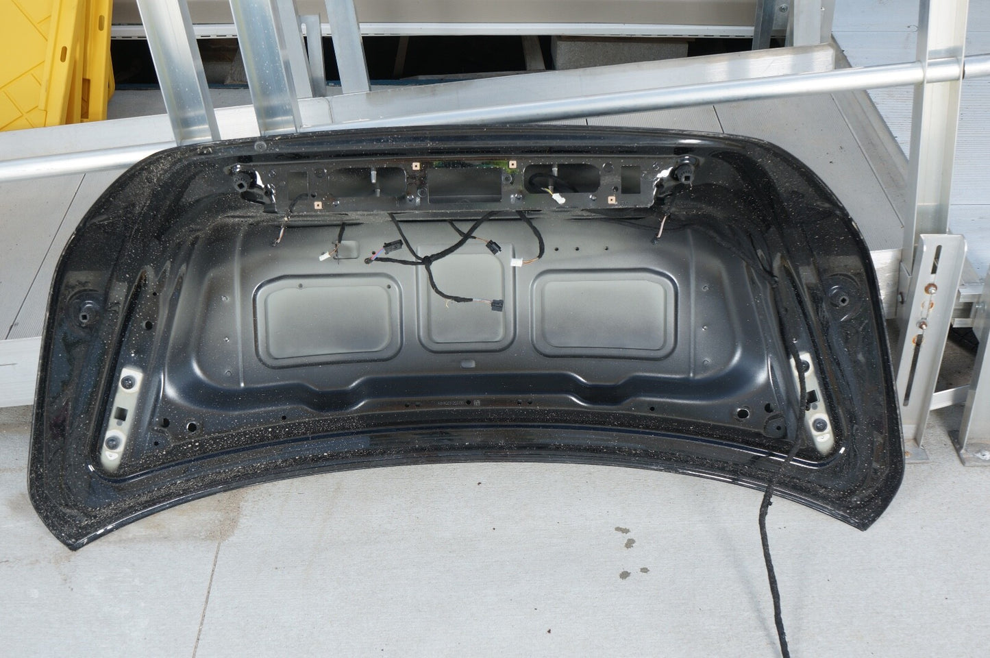 2007 - 2013 MERCEDES-BENZ S550 TRUNK LID OEM BLACK