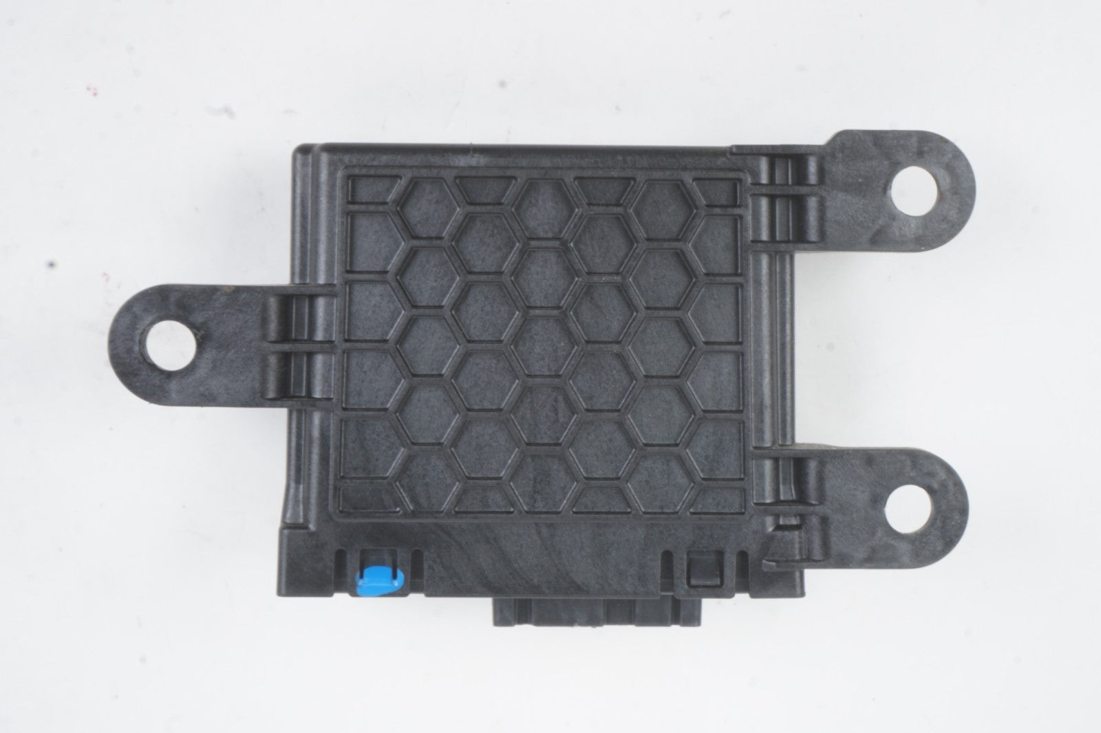 2018-2021 Jeep Renegade Network Gateway Control Module 00521262790 OEM