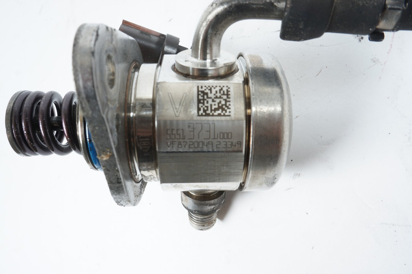2020-2022 CADILLAC CT5 CT4 2.0L  HIGH PRESSURE FUEL PUMP 55513731 OEM