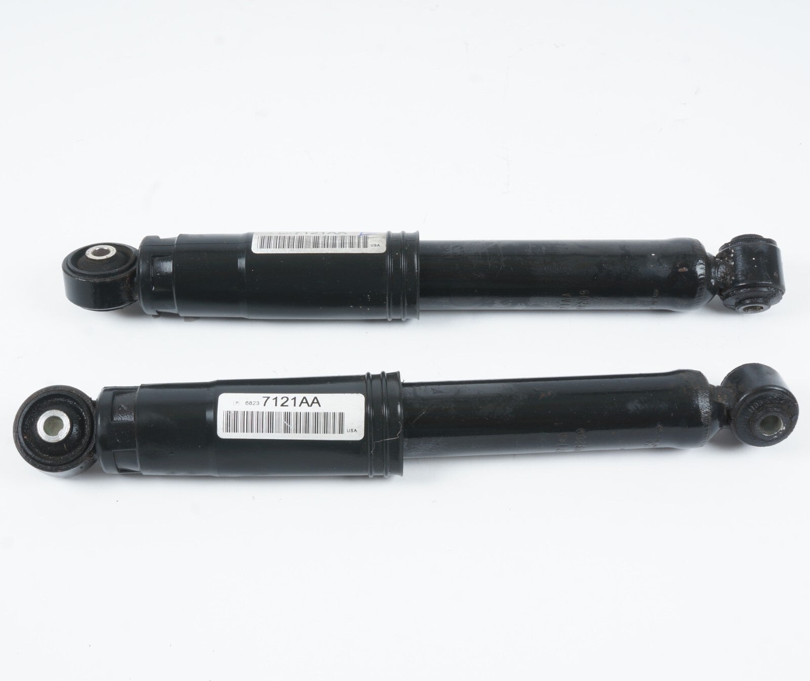 2012 - 2017 FIAT 500 REAR SHOCK STRUT ABSORBEL LEFT & RIGHT 68237121AA OEM