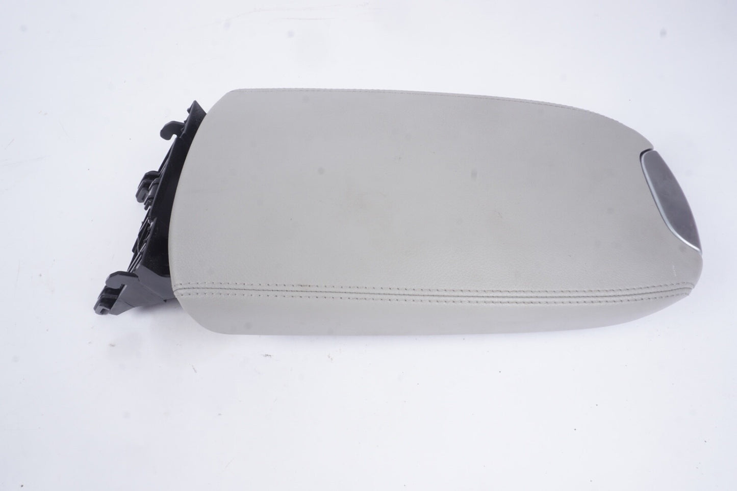 06-12 Mercedes W164 ML350 Center Console Armrest Storage Door Lid OEM
