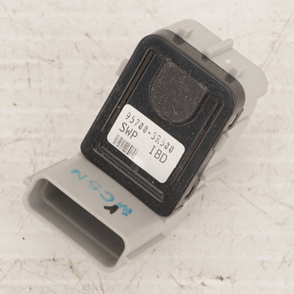 KIA ULTRASONIC SENSOR 95700-3R500SWP OEM