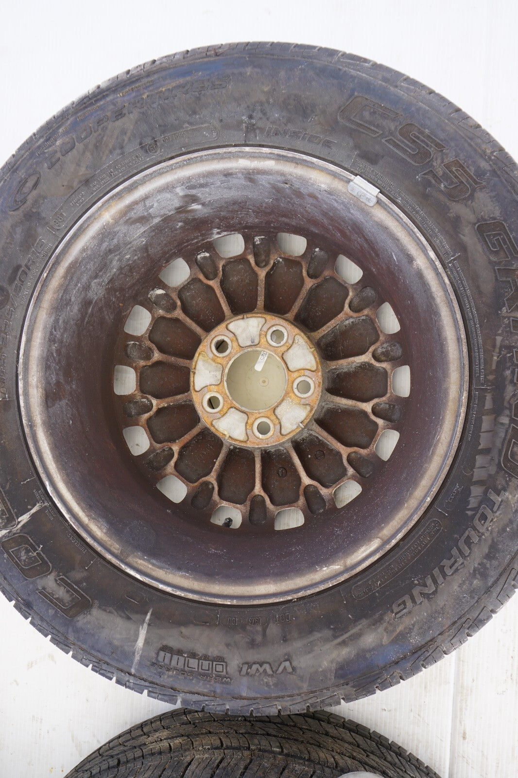 1987 - 1993 Cadillac Allante ALLOY WHEEL RIM & TIRE 225/60R16 OEM