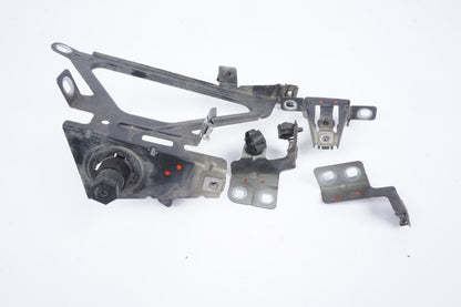 2009 -2015 BMW 740 750 F01 F02 Front Right Left Fender Mount Bracket OEM