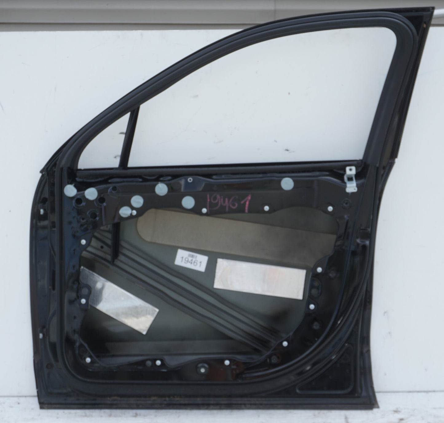11-18 Porsche Cayenne 958 Front Right Passenger Door Shell OEM