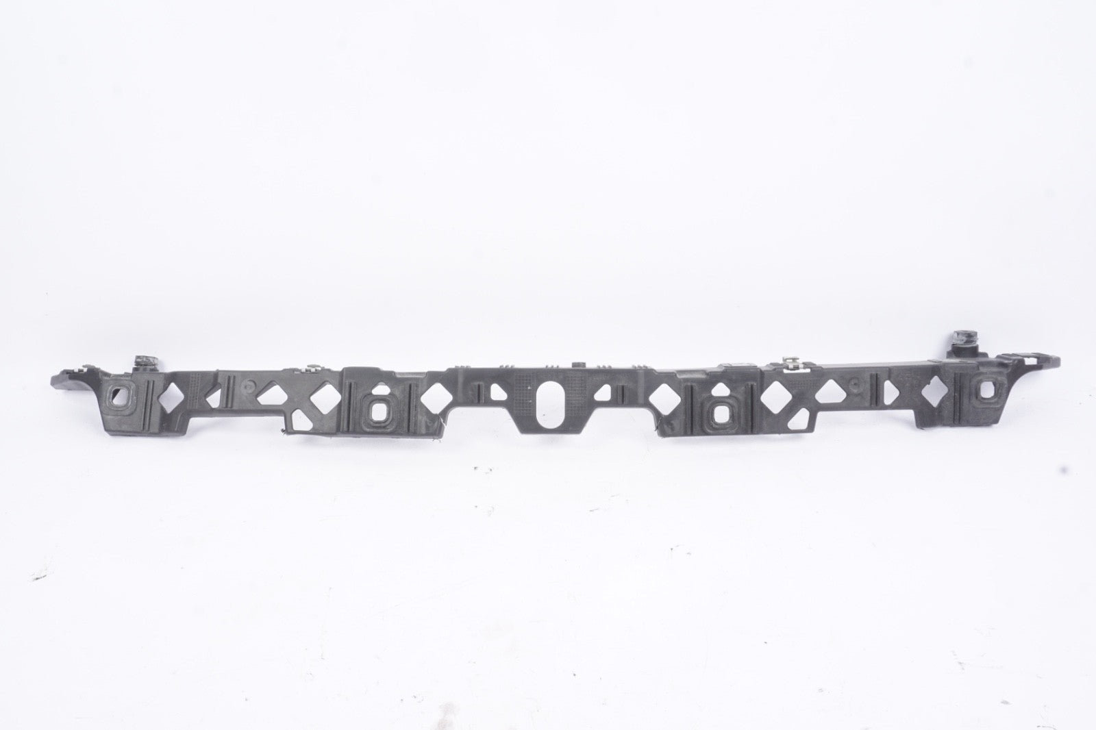 2018 - 2020 BMW X2 SKID MOUNTING BUMPER BRACKET FACTORY OEM