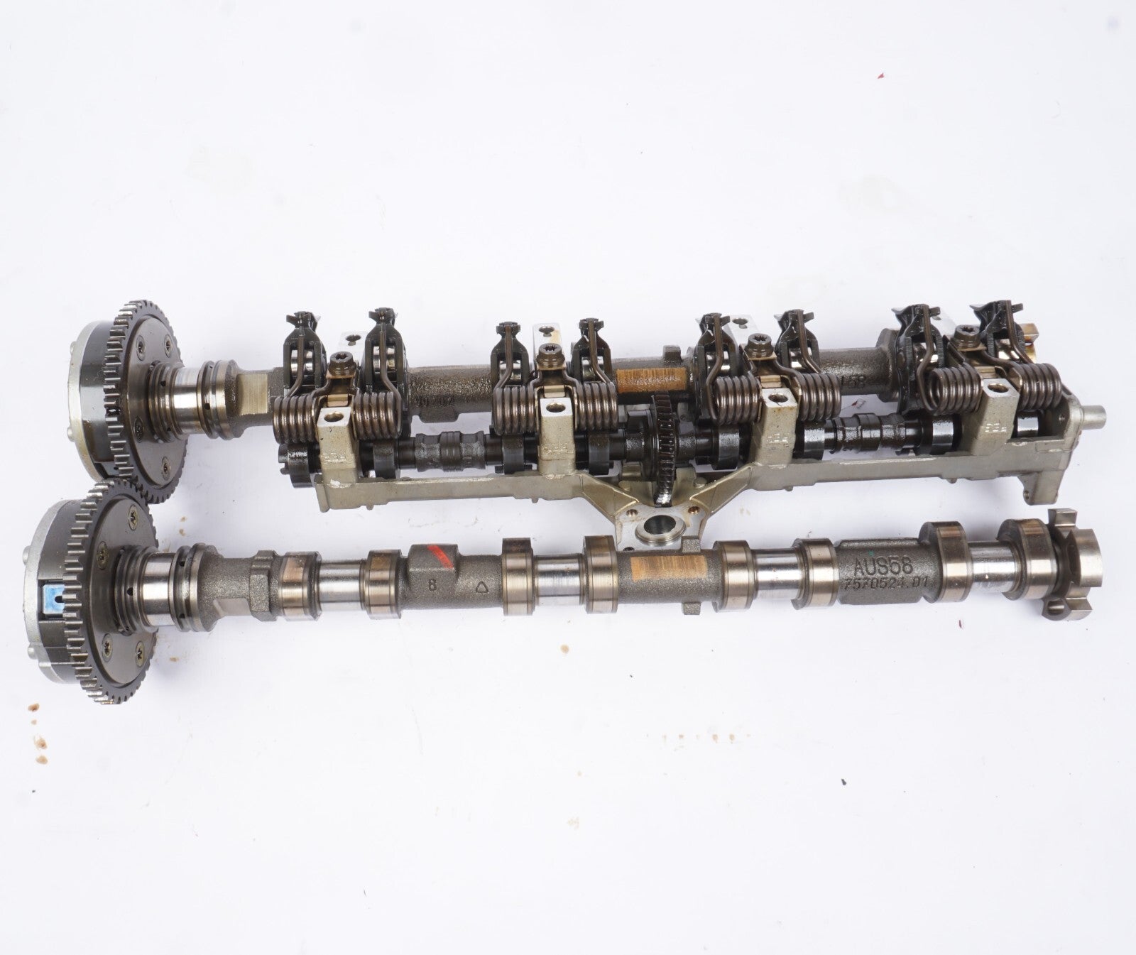2008 - 2010 Bmw 650i Engine Left Exhaust And Intake Camshaft Set Of 2 OEM