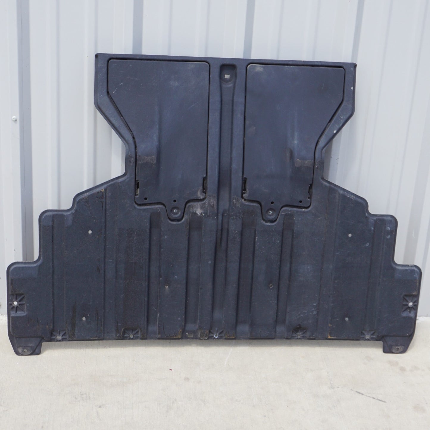 2021 - 2023 Polestar 2 Rear Under Body Tray Splash Shield Guard 31694427 OEM