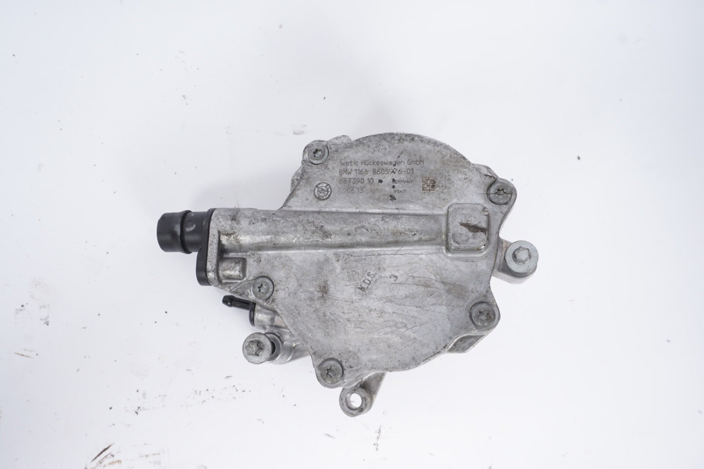 2011-2016 BMW 650 750 550I GT F07 VACUUM PUMP 8605976-01  OEM