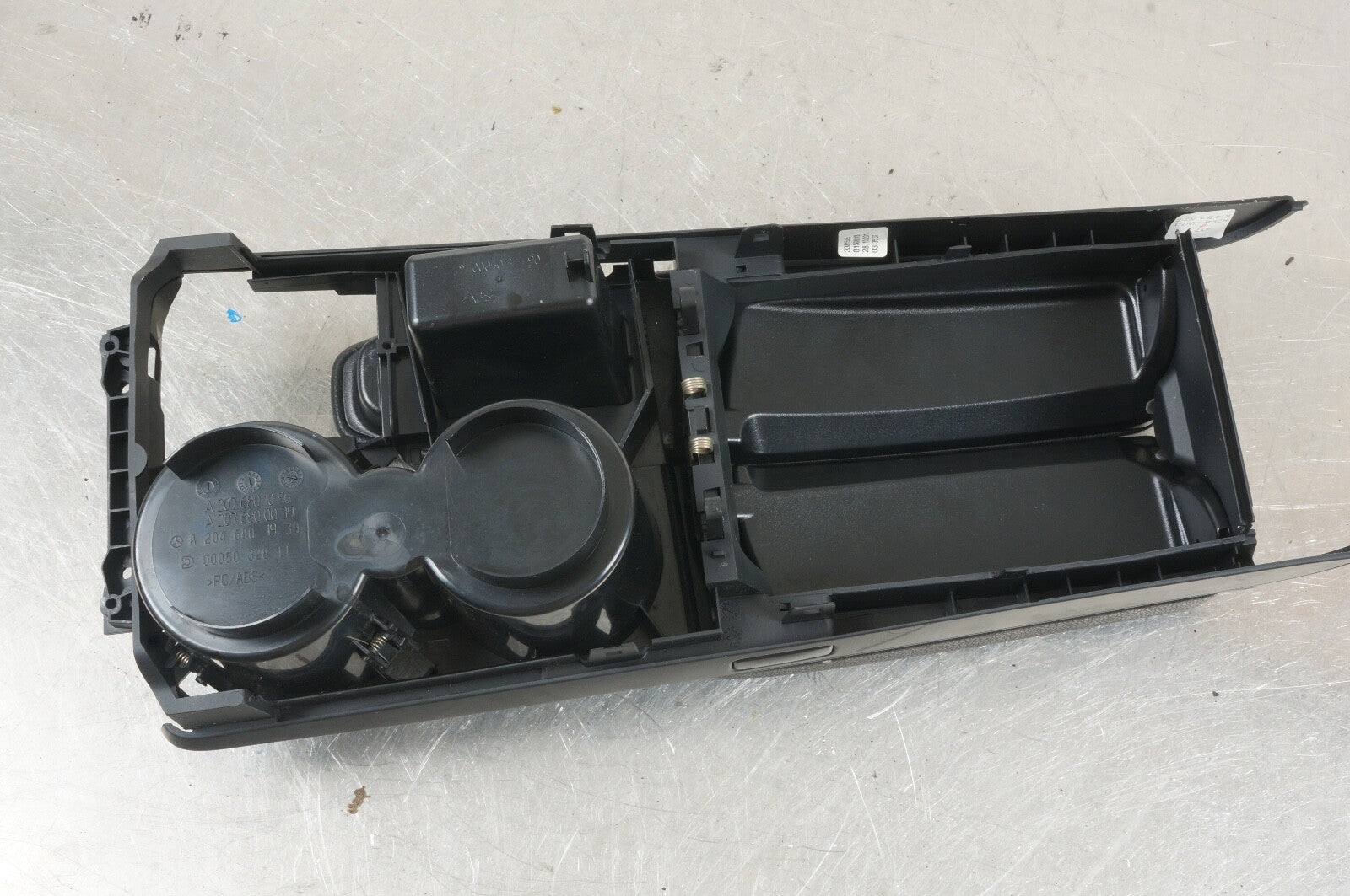 2011 - 2014 Mercedes C200 C250 C300 C350 C63 AMG Center Console Arm Rest Armrest