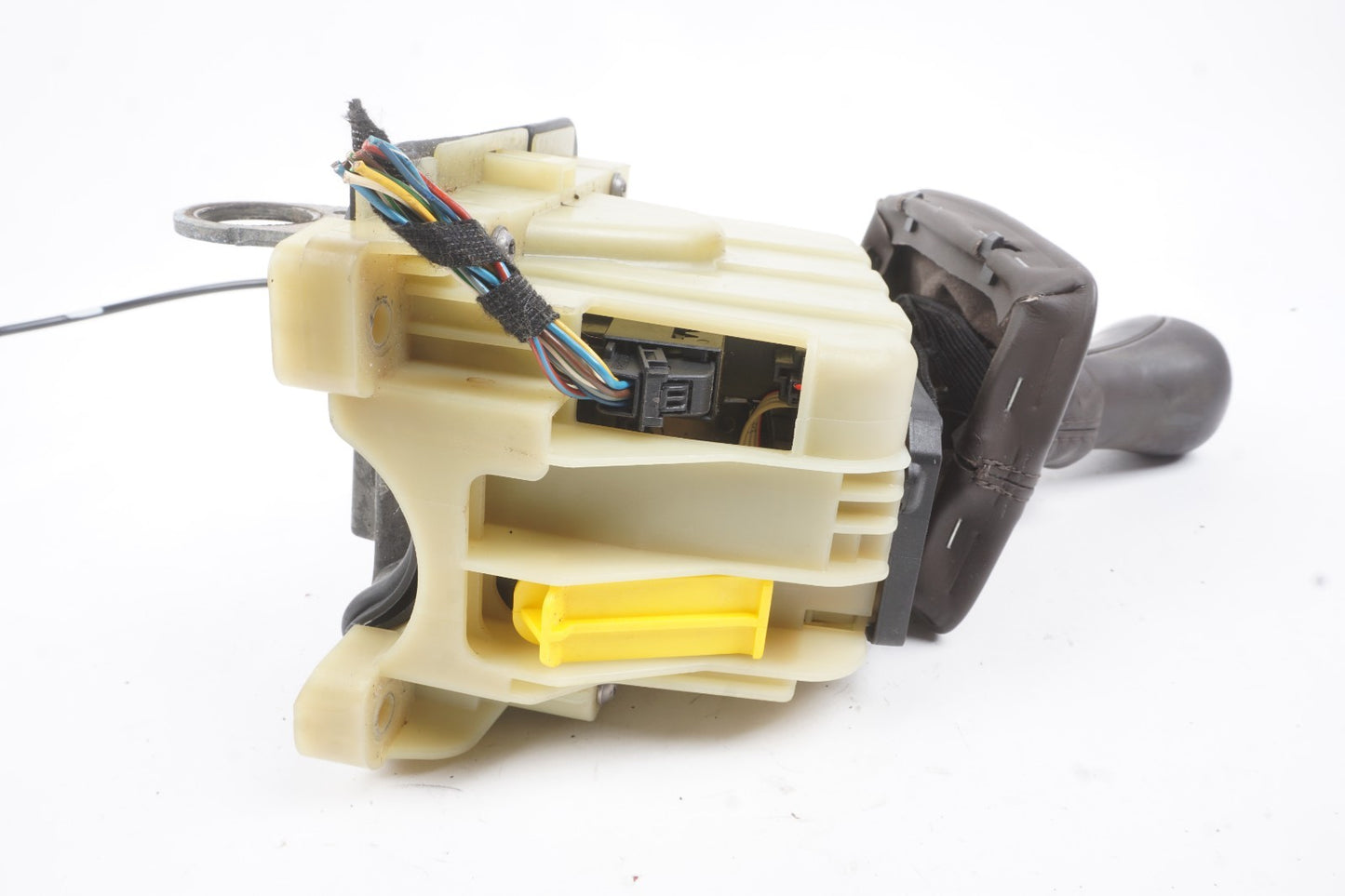 08-11 Mercedes C300 W204 Gear Selector Shifter 2042675724 OEM