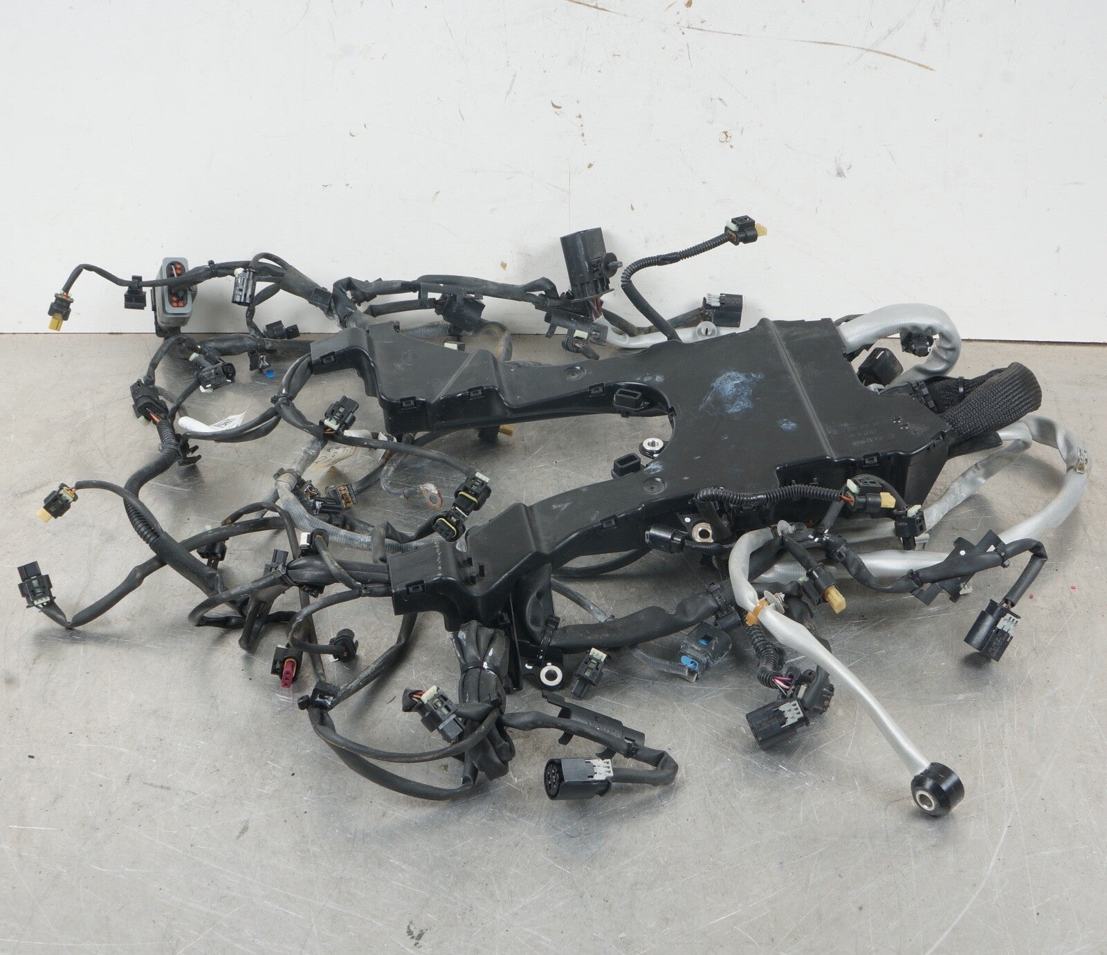 2017 - 20 Mercedes Benz SL450 3.0L Engine Wiring Harness 2761591025 2761503800