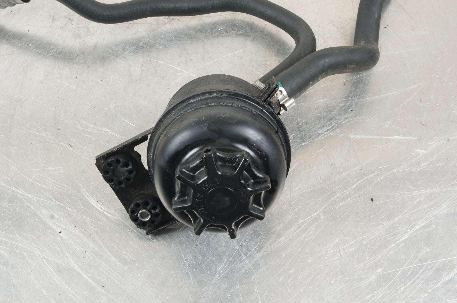 0 8-13 BMW E81 E82 E87 E88 E92 E93 POWER STEERING FLUID RESERVOIR 6768094 OEM