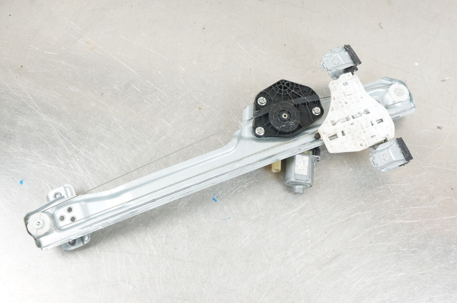 16 to 18 Silverado Sierra Left Lh Driver Rear Door Window Regulator Ext Cab Oem