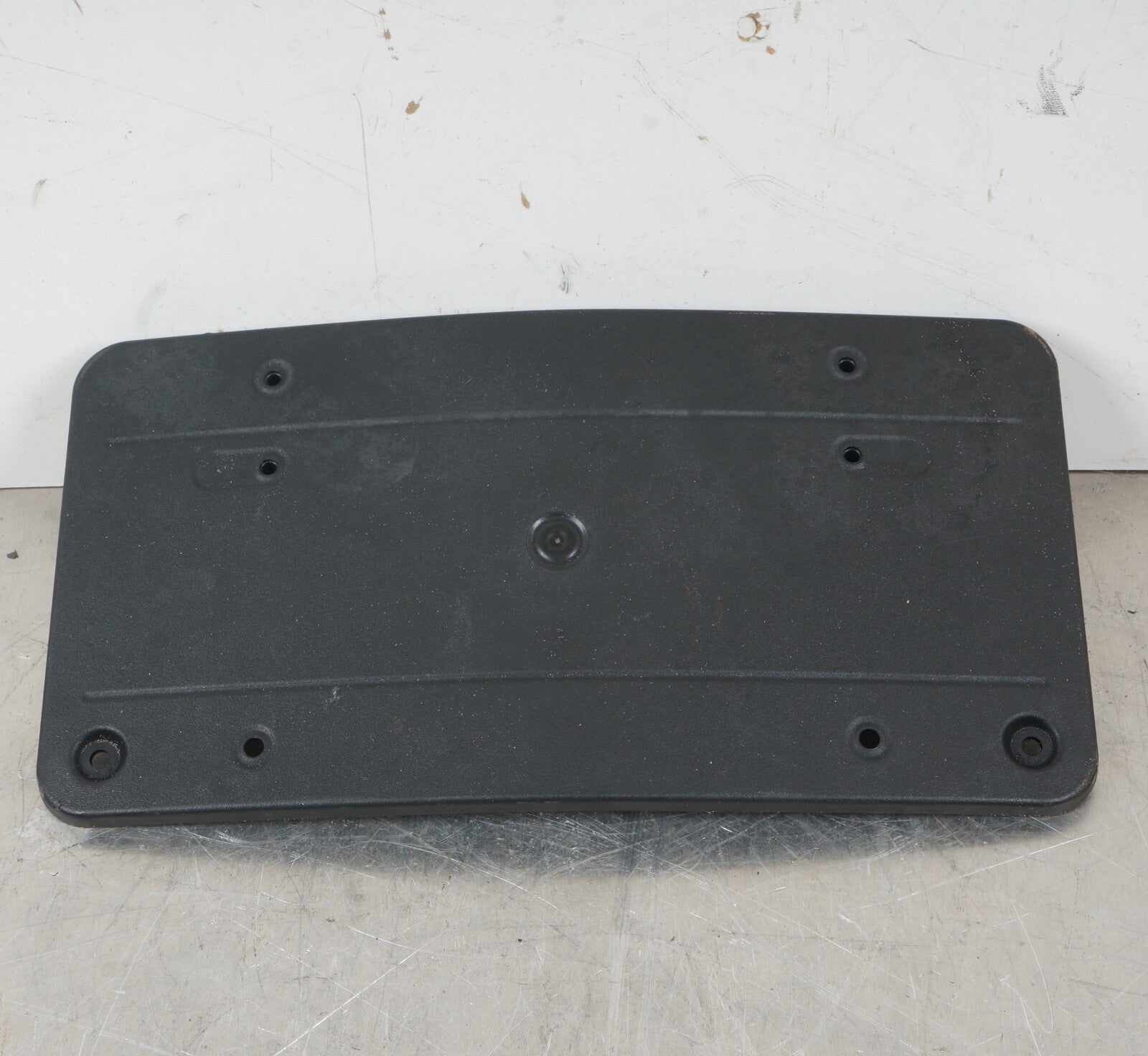 03-09 Mercedes CL550 FRONT BUMPER LICENSE PTATE HOLDER 2168850481