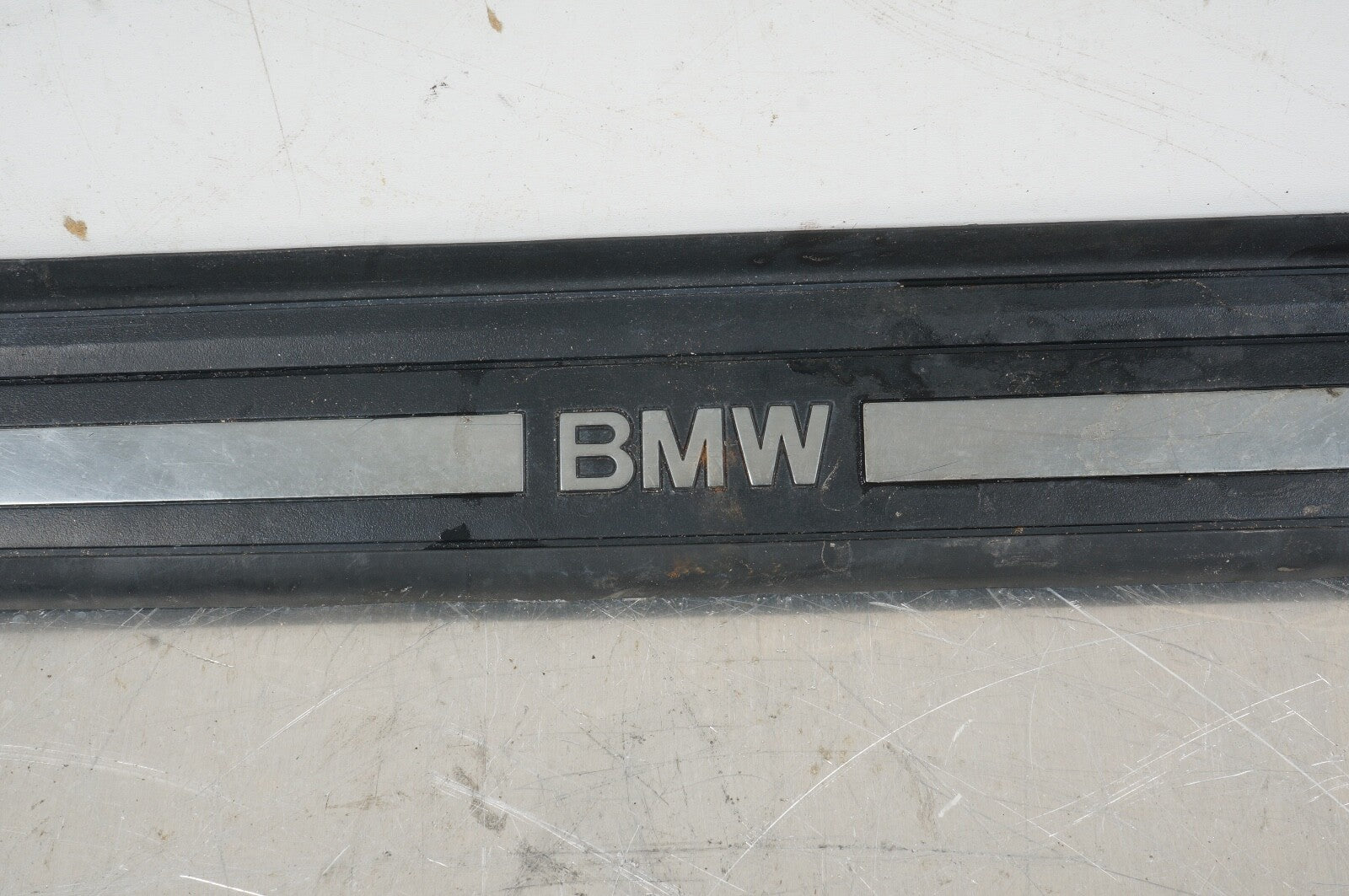 2007 - 2012 BMW 328 335 E92 E93 Front Left Scuff Plate Sill Trim Cover 7120763