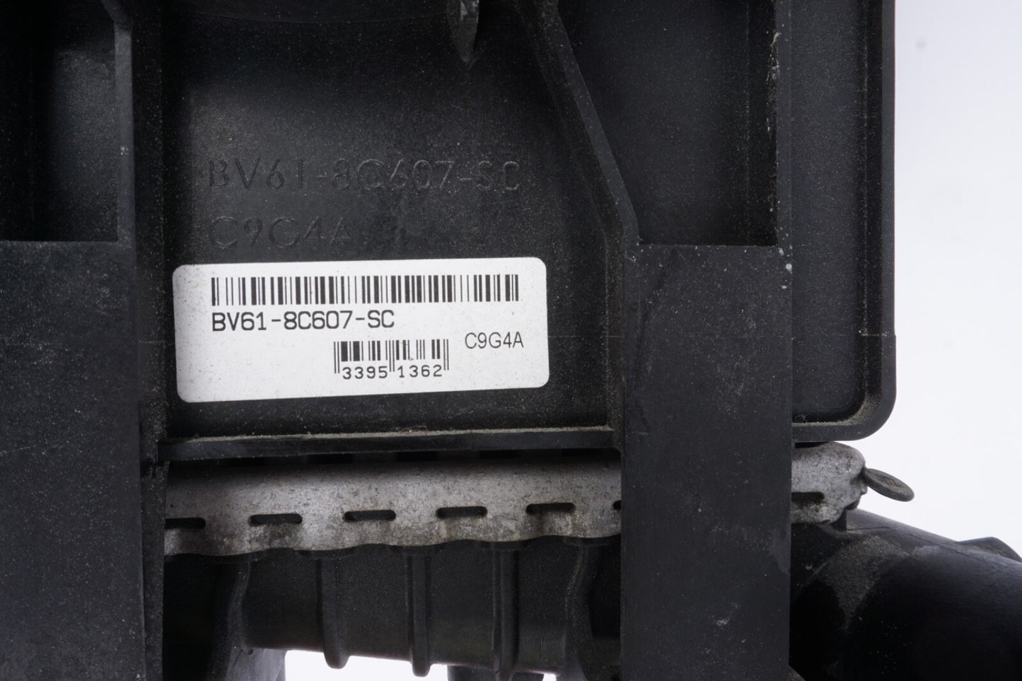 2015 2018 Ford Focus 1.0L Engine Radiator And Cooling Fan Assembly BV61-8C607-KA