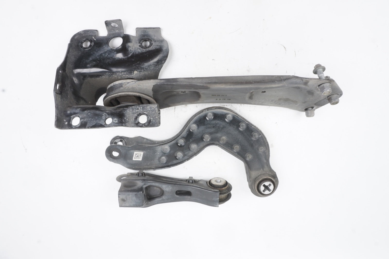 2022 - 24 MERCEDES GLB300 RH REAR RIGHT CONTROL ARM SUSPENSION SET OF 3
