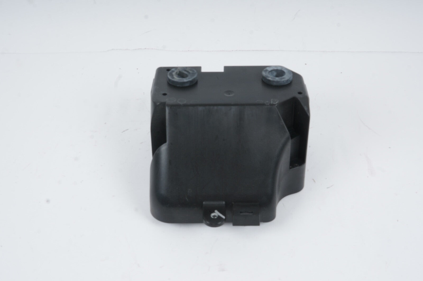 2010 - 2020 Bentley Mulsanne Fuse Relay Junction Box Cover Housing 3y0937405