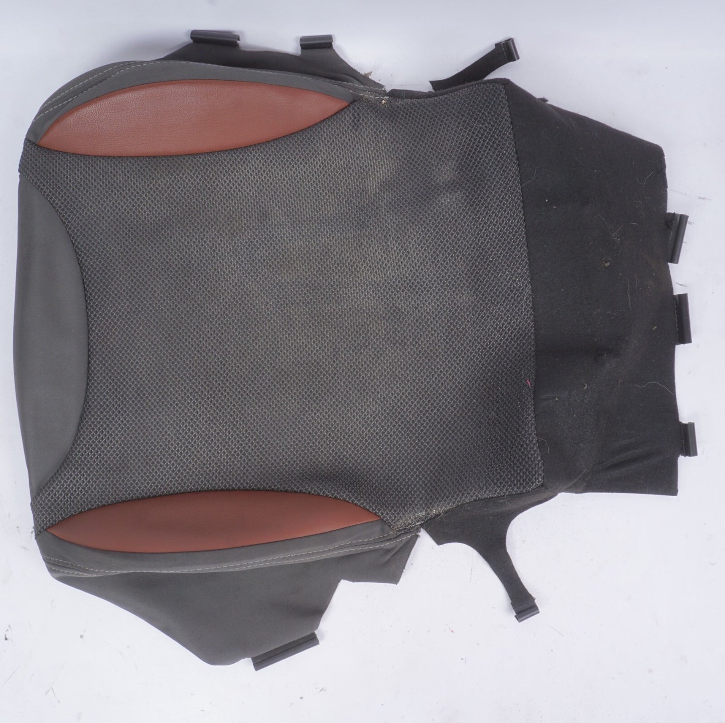 14 - 17 Fiat 500L Front Right Passenger Side Seat Cushion Bottom Lower Cover OEM