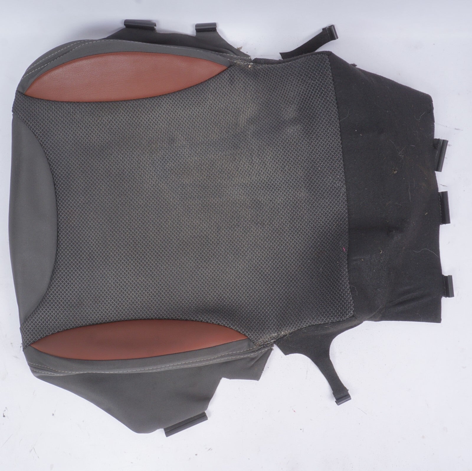 14 - 17 Fiat 500L Front Right Passenger Side Seat Cushion Bottom Lower Cover OEM