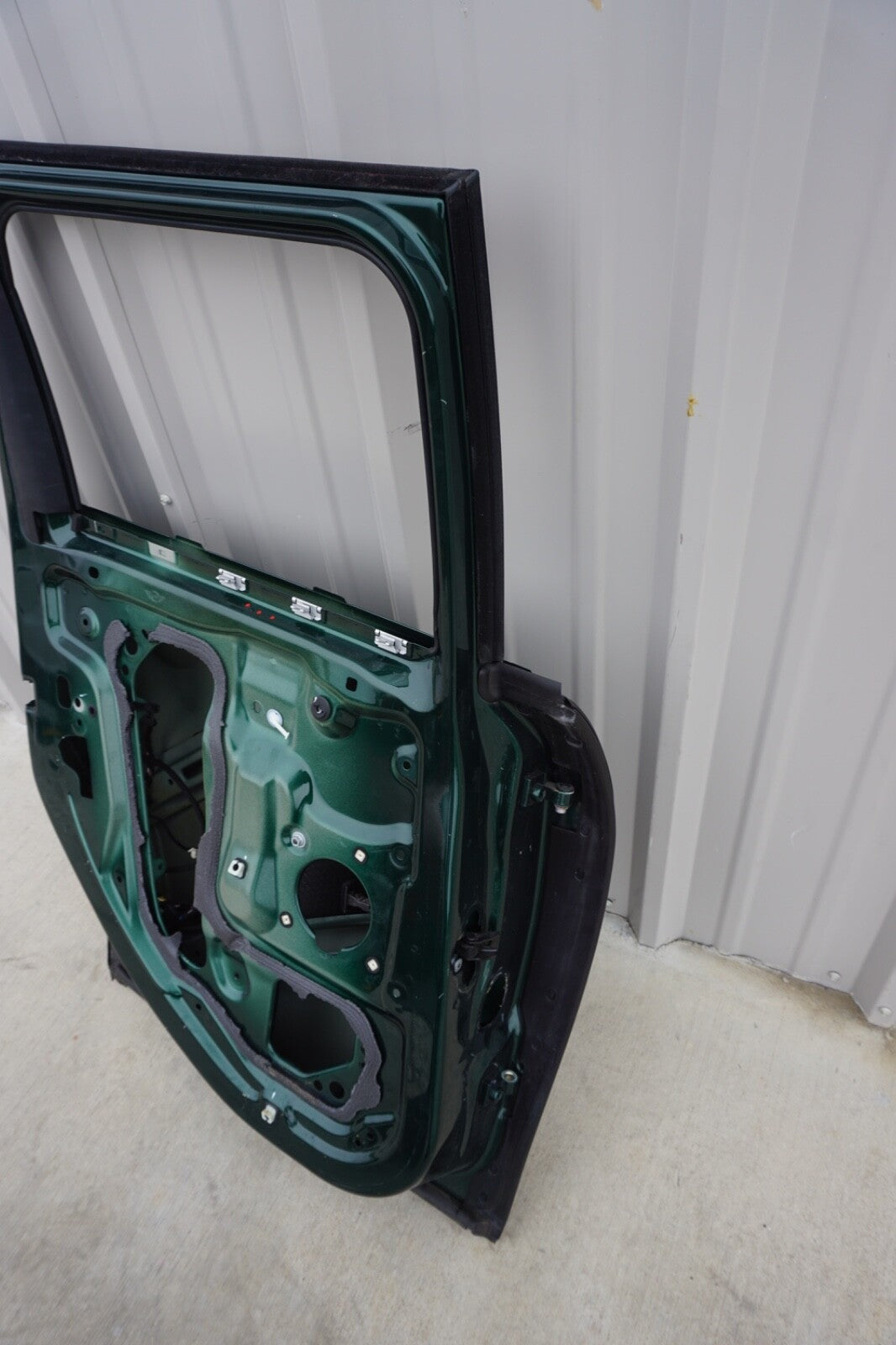 15-20 MINI COOPER (4 DOOR MODEL) REAR LEFT DOOR SHELL