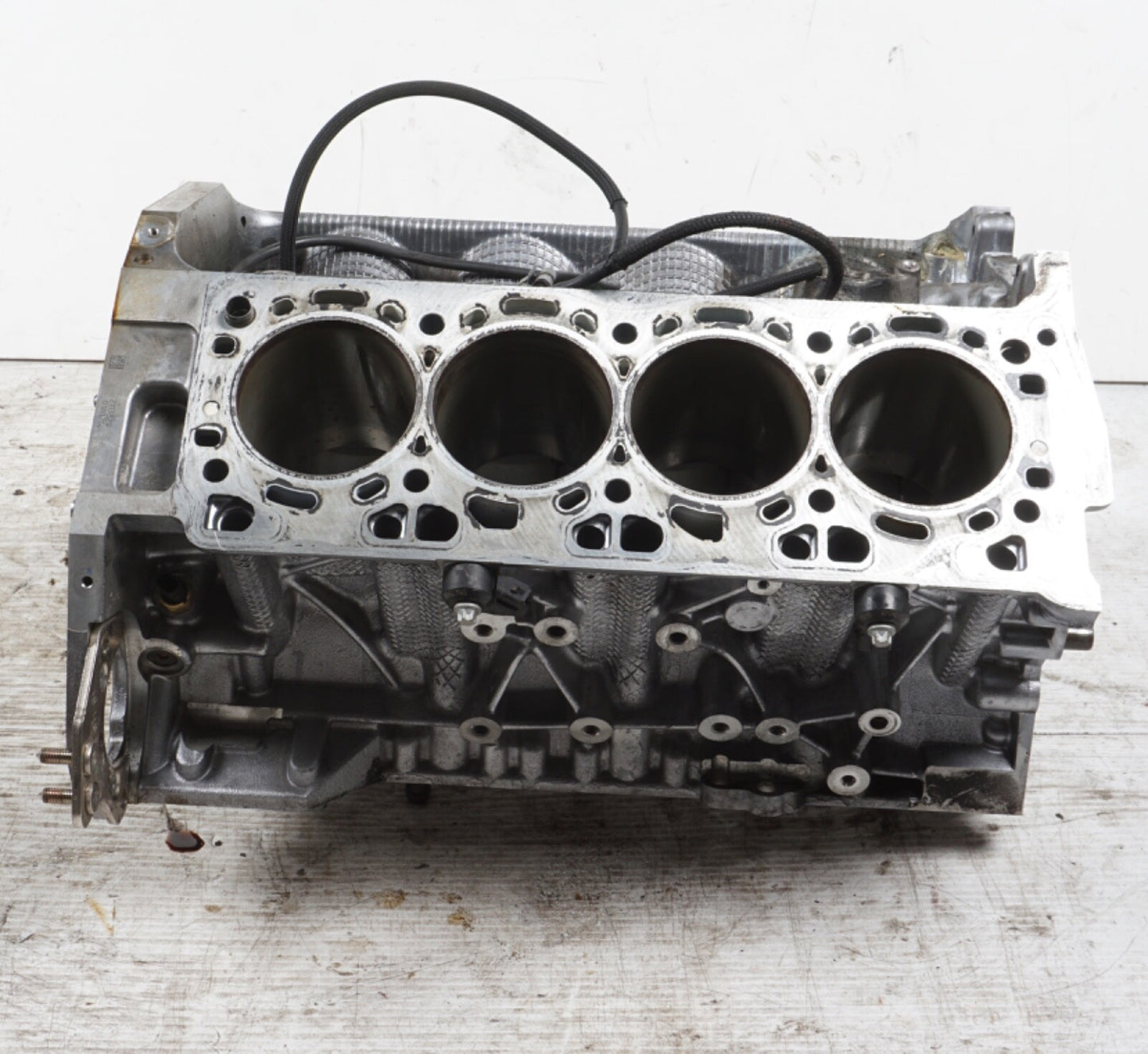 2011-2016 BMW 550I 650 750 ENGINE CYLINDER BLOCK HOUSING OEM