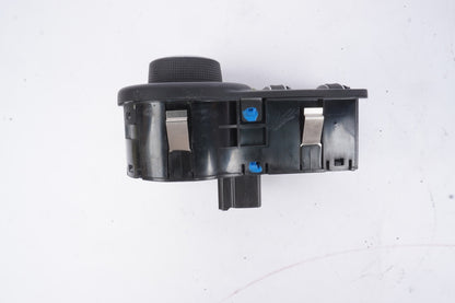 2017 2016 FIAT 500 Headlight Switch Head Light Lamp