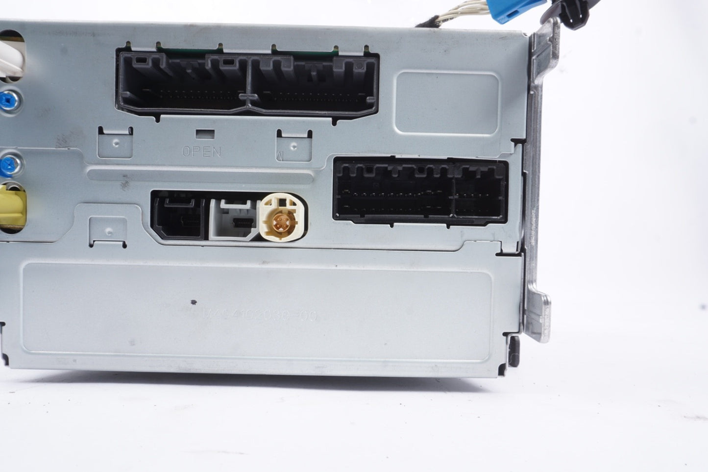 2014 - 2017 Maserati Ghibli Radio CD Player Head Unit Receiver 06700301980 OEM