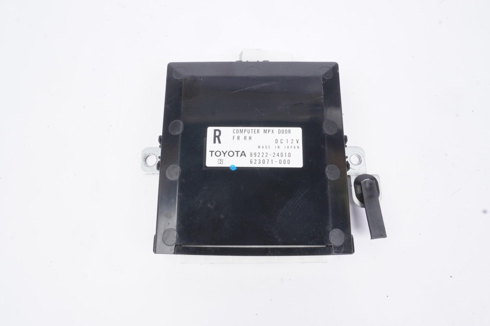 2002-2008 LEXUS SC430 Multiplex Network MPX Door Control 89222-24010 Right OEM