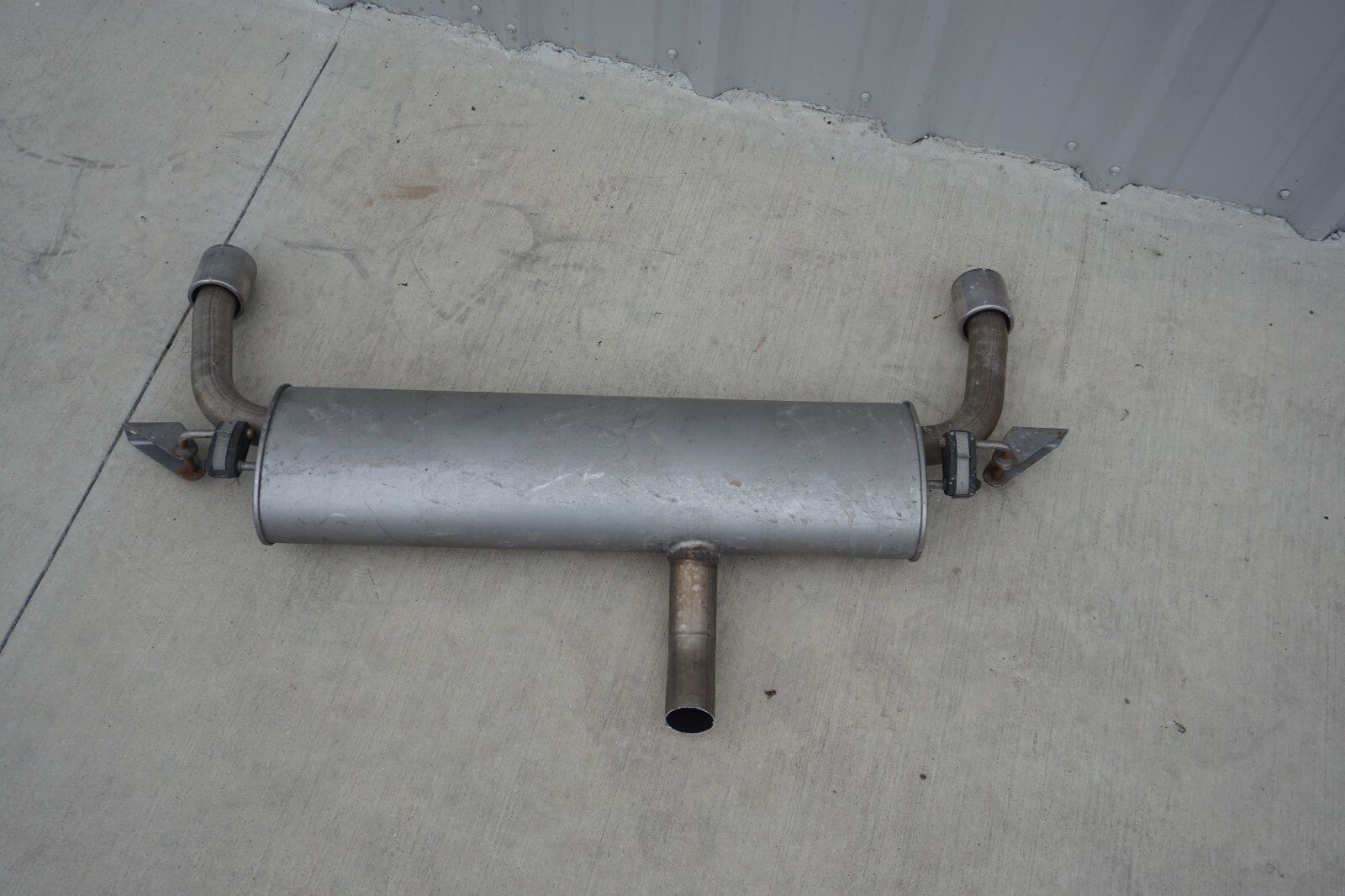 2011 - 2016 Mini Cooper Countryman S Exhaust Muffler 9807030 OEM