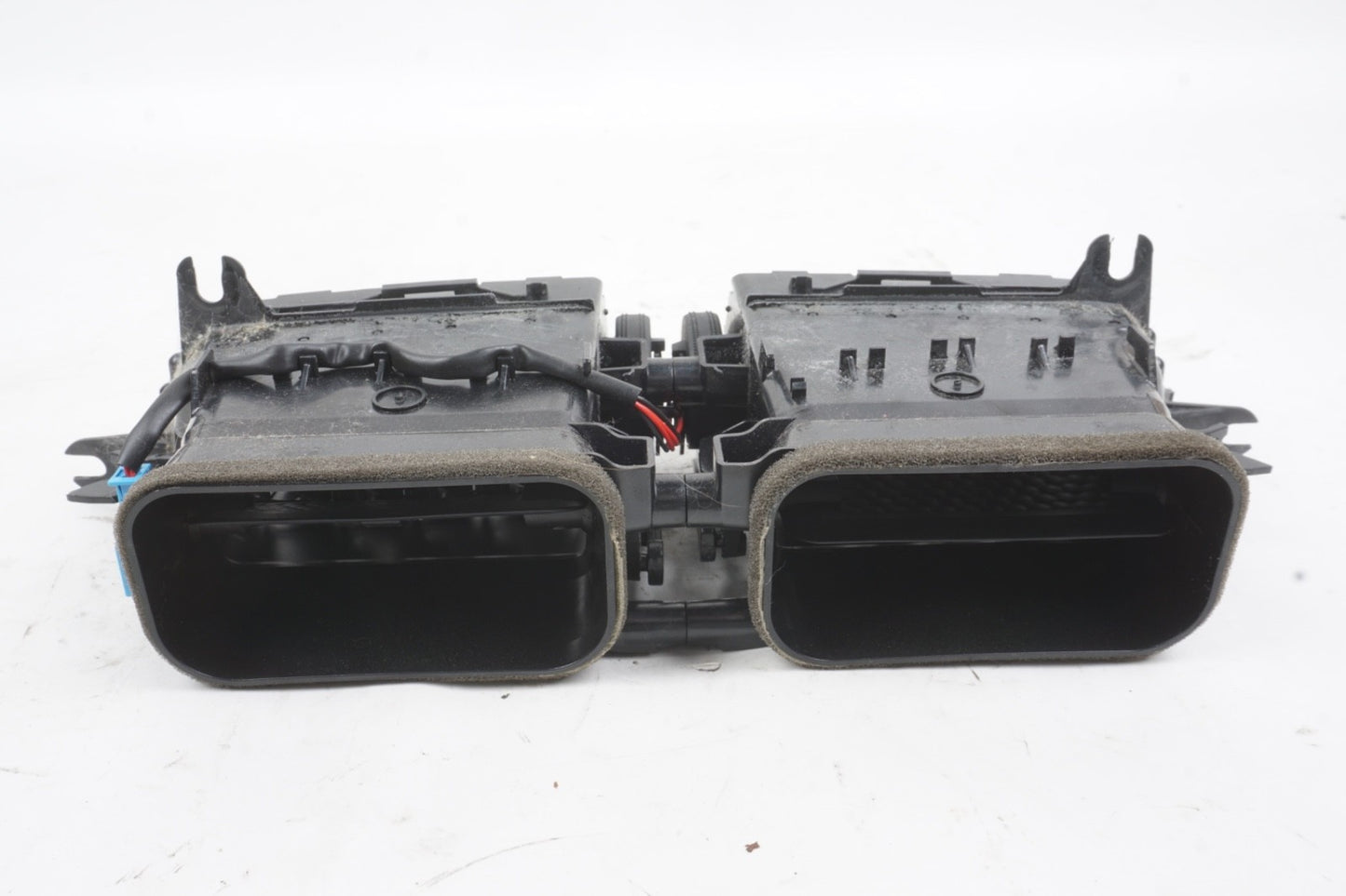 2012 - 2014 Mercedes C250 Front Center Dashboard Air Vent OEM