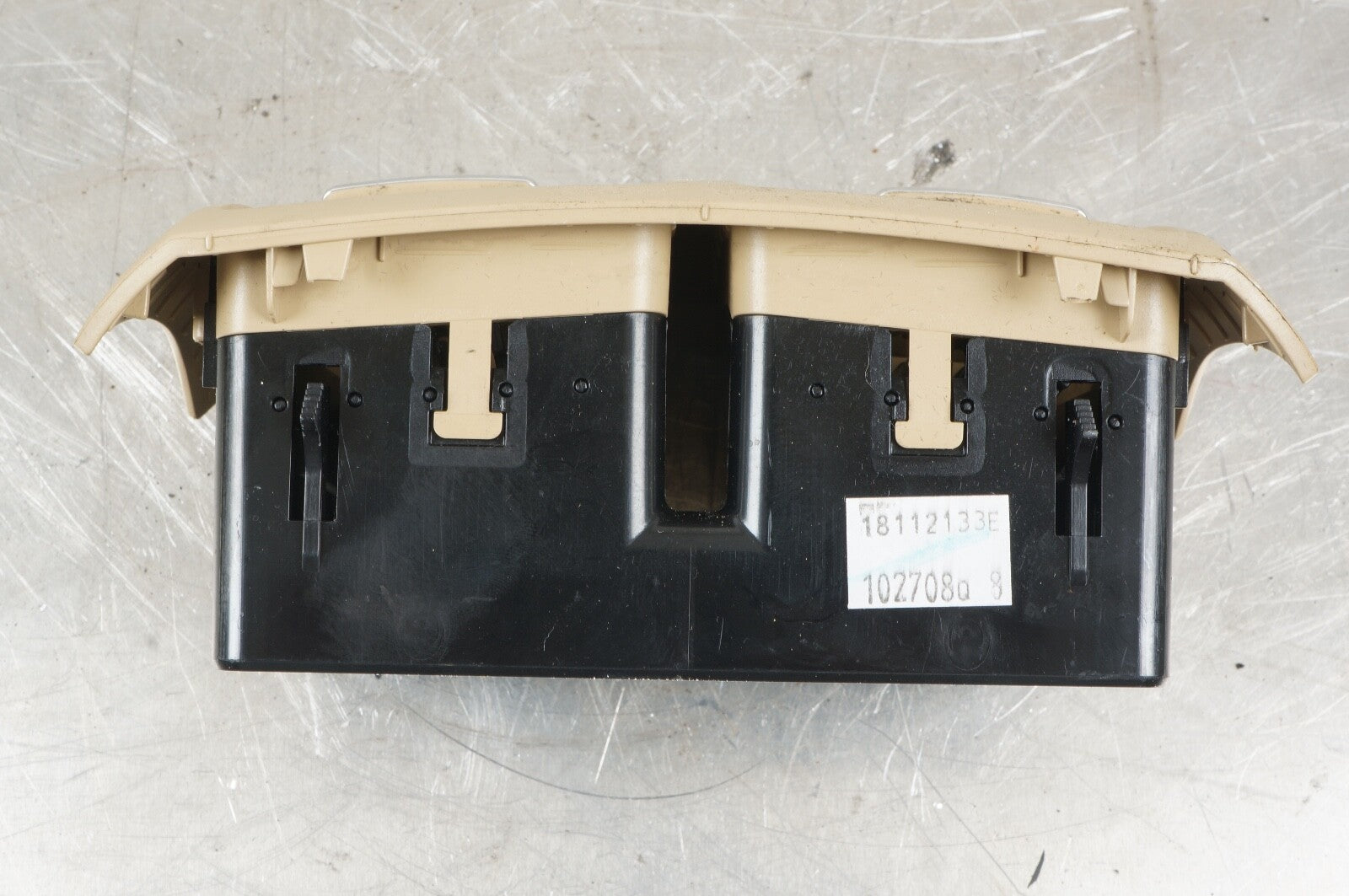 06-09 Mercedes W251 R350 R500 Center Console Rear AC A/C Air Vent 2518301154 OEM