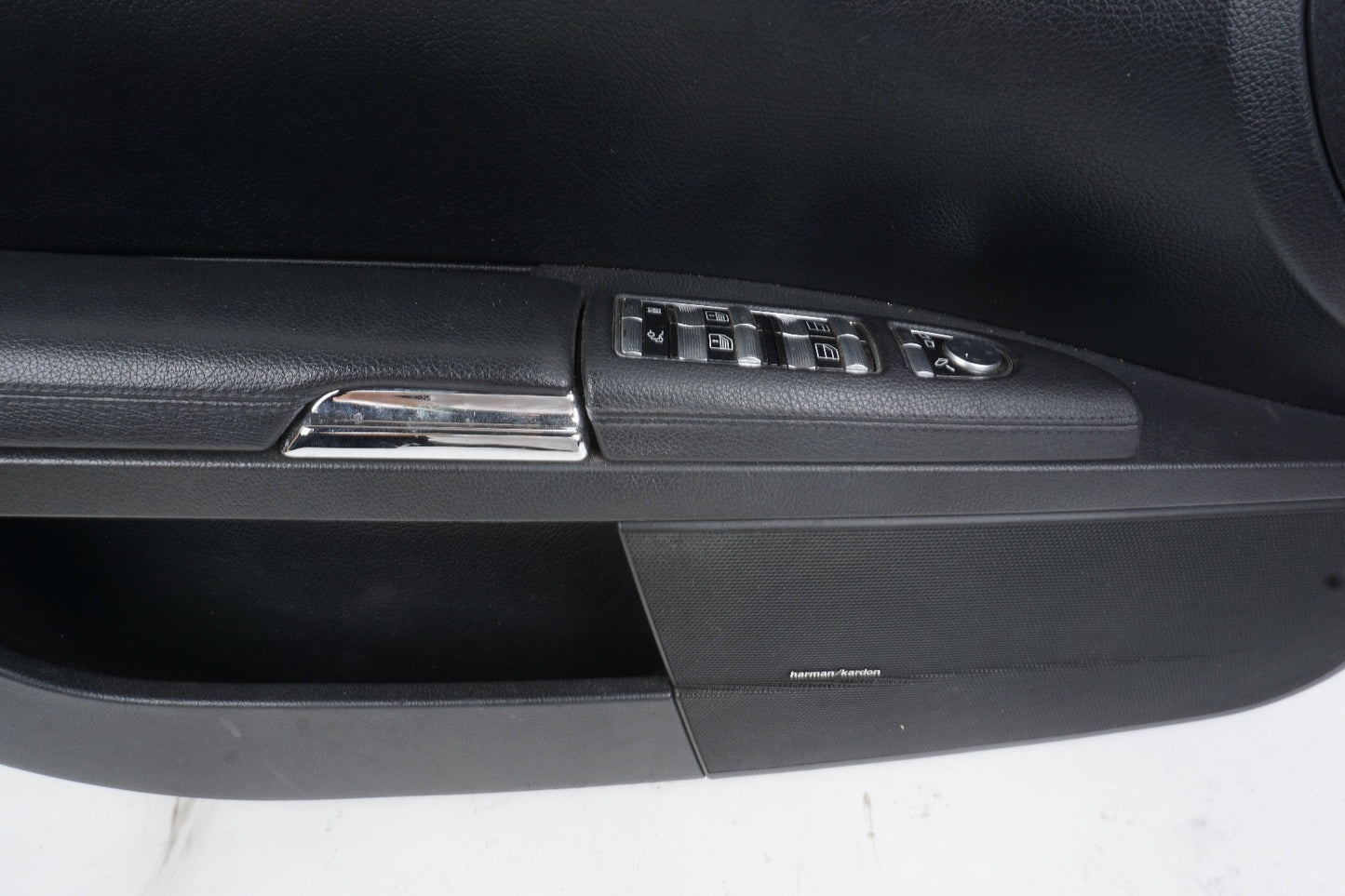 2010 - 2013 Mercedes W221 S550 Front Left Side Interior Door Panel BLACK OEM