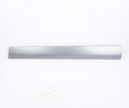 2018 - 2023 BMW X2 - Front Right Lower DOOR Blade / Molding (M) 8069196
