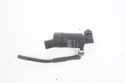 2012 – 2018 Ford Focus Windshield Washer Tank Pump Motor OEM