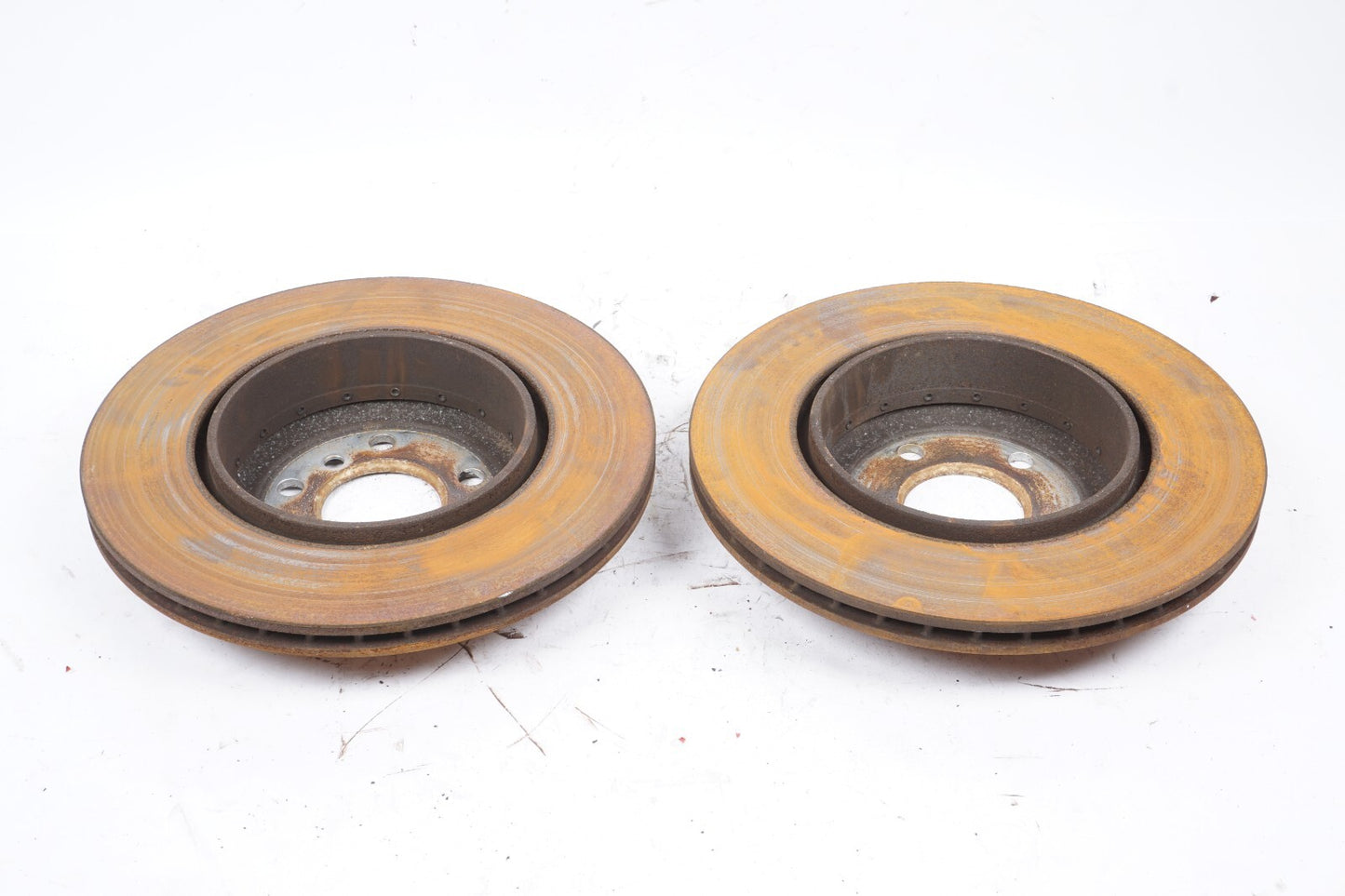 09-19 BMW F10 F06 F12 650i 640i 535i Rear Brake Rotors Disc Left & Right OEM