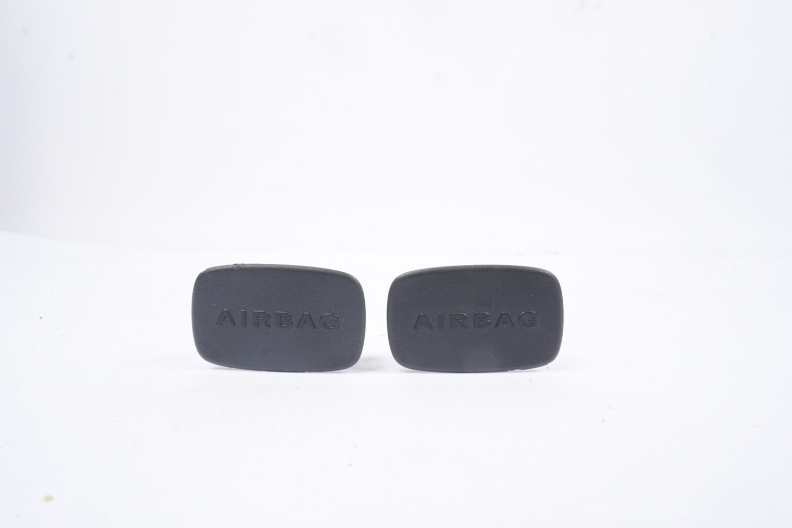2015 - 2020 MERCEDES BENZ GLA-250 BOLT COVER CAP SET OF 2