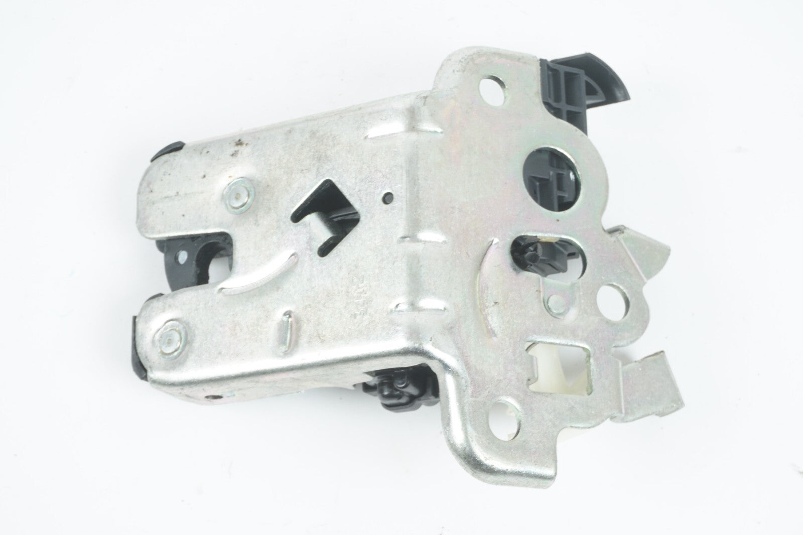 2012 - 2018 AUDI A7 TRUNK LID LOCK LATCH ACTUATOR OEM
