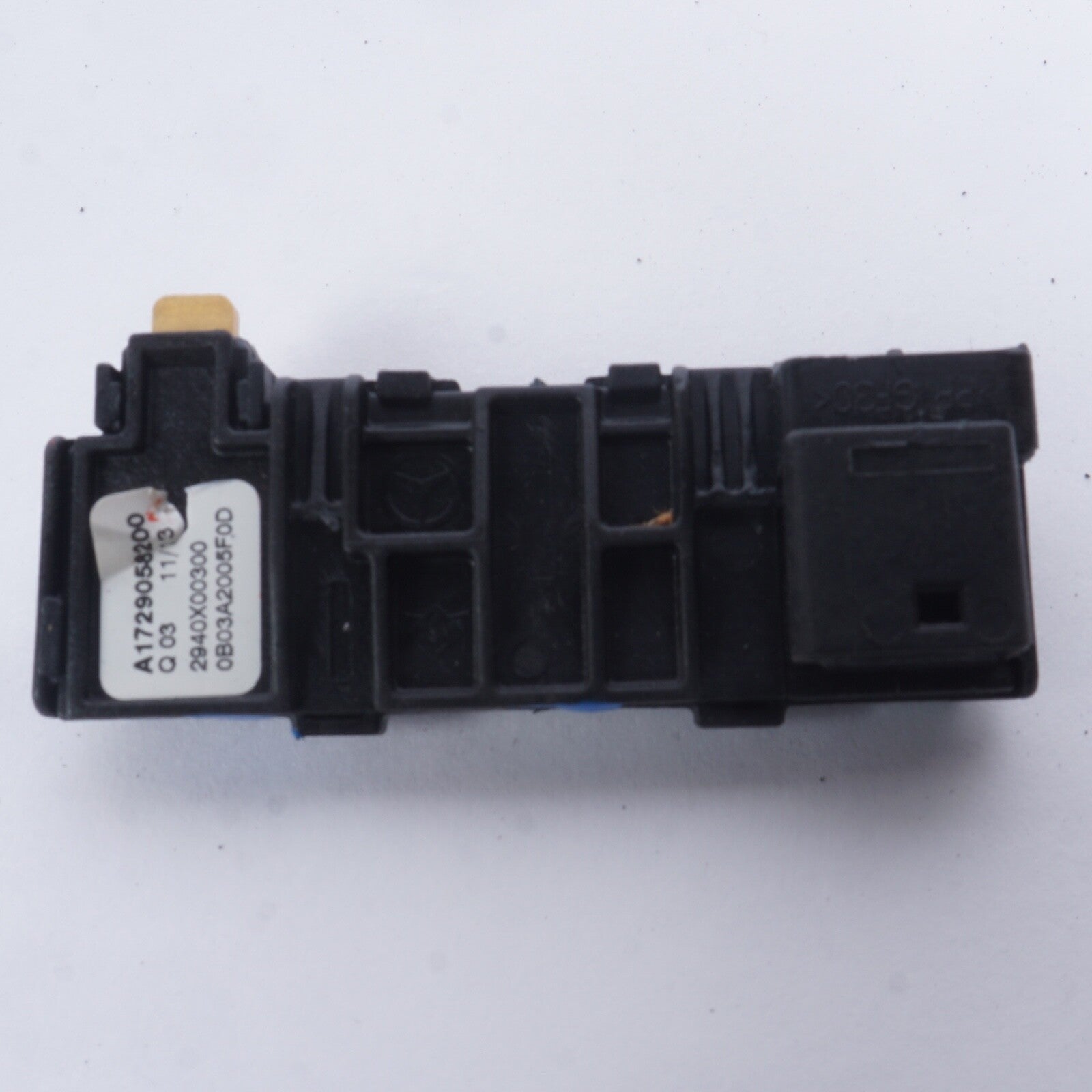 10-13 MERCEDES S550 C250 WINDSHIELD 1729058200 HUMIDITY TEMP TEMPERATURE SENSOR