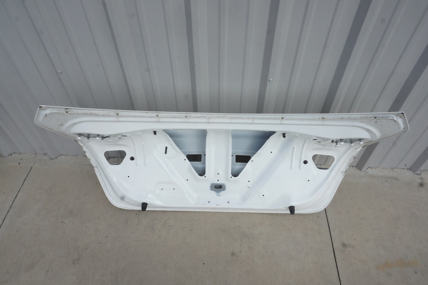 2014 - 2020 Maserati Ghibli Rear Trunk Lid Deck Shell Cover Panel OEM