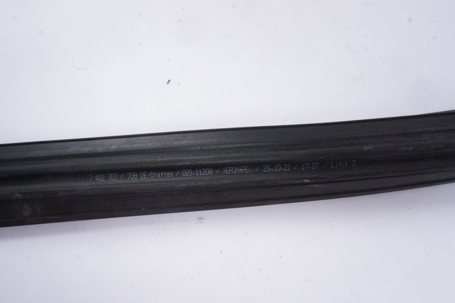 2021 - 2025 BMW 430i M440 M4 COUPE CONVERTIBLE LEFT DOOR SEAL GASKET