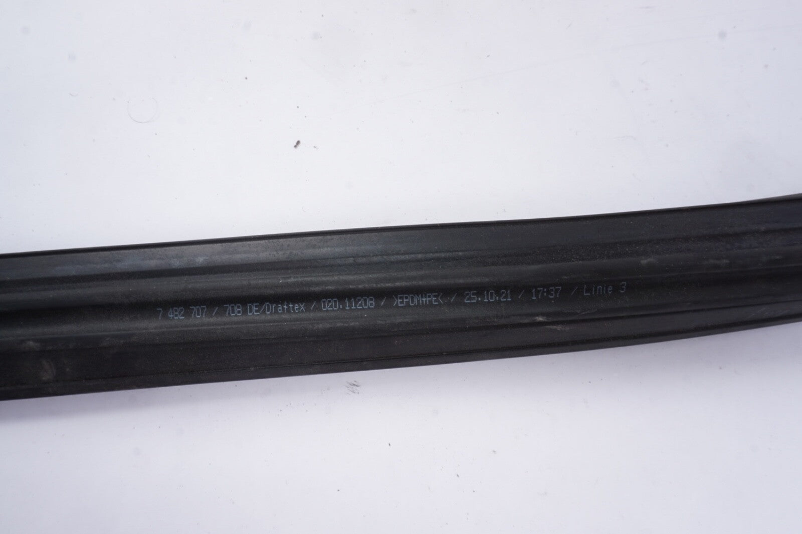 2021 - 2025 BMW 430i M440 M4 COUPE CONVERTIBLE LEFT DOOR SEAL GASKET
